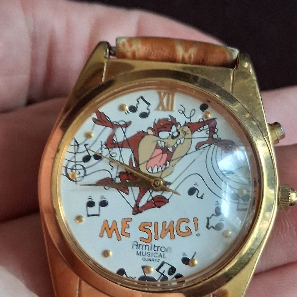 Vintage Looney Tunes 1990' Tasmanian Devil Musical Armitron Wrist Needs Battery